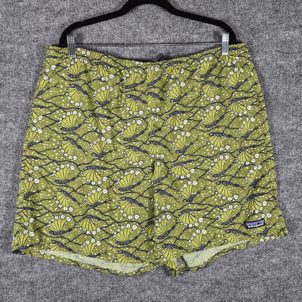 Patagonia Baggies Shorts 58034 Flying Fish Print XL Green Mens